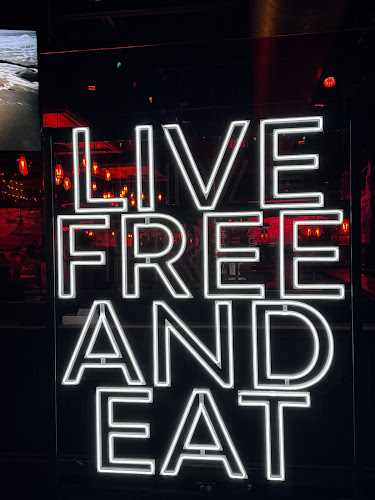 219 Rathburn Rd W, Mississauga, ON L5B 4C1