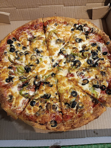 Comentarii opinii despre Ricardo's Pizza