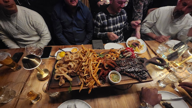 Perla Oyster Bar & Grill - Woodbridge