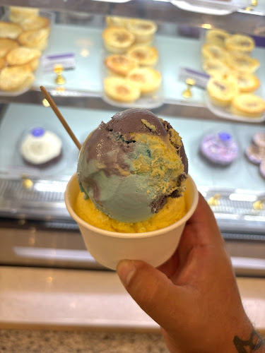 Yelo'd Ice Cream & Bake Shoppe - Edmonton