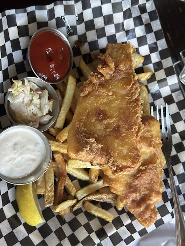 St. James Corner Restaurant & Irish Pub