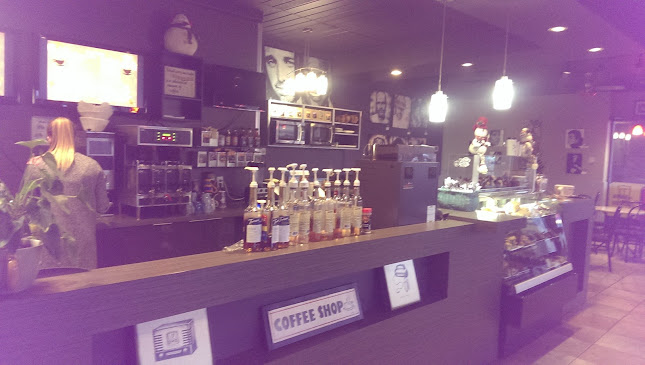 1876 Cooper Rd #146, Kelowna, BC V1Y 8B7