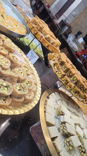 Opinii despre Crown Pastries în Mississauga - Hospitality and gastronomy