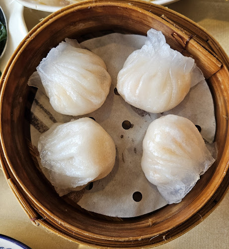 U & Me (Centre St. SW)