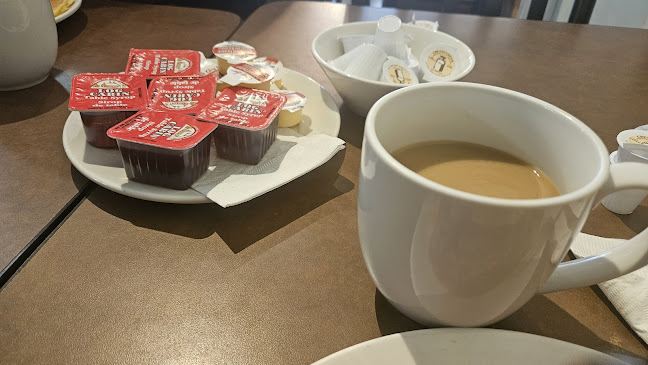 L'Arche Tova Café - Hospitality and gastronomy