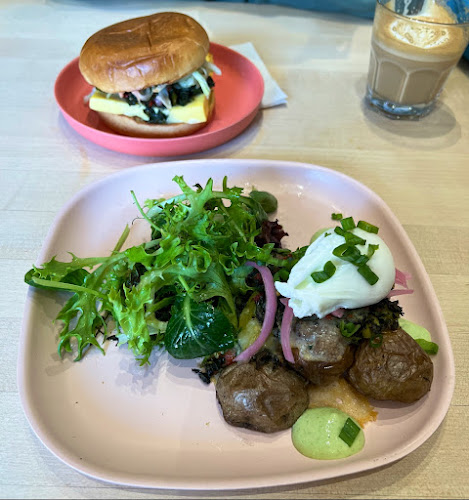 560 Johnson St #122, Victoria, BC V8W 3C6