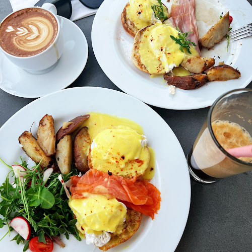 Espresso 21 Cafe Restaurant