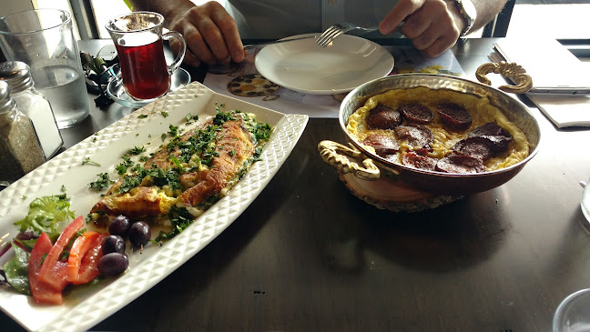 Rose in the Kitchen - Burlington