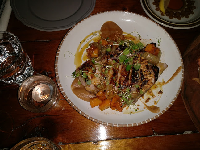 Nique Restaurant - Hamilton