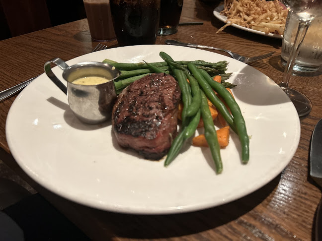 The Keg Steakhouse + Bar - Lethbridge - Hospitality and gastronomy