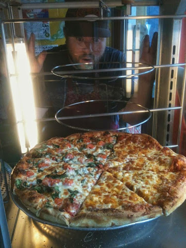 Pizza Pi Kamloops - Hospitality and gastronomy