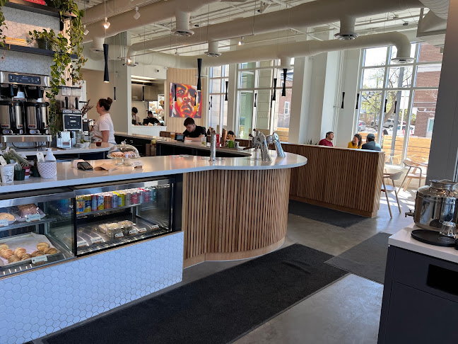 121 Parkdale Ave, Ottawa, ON K1Y 1E6