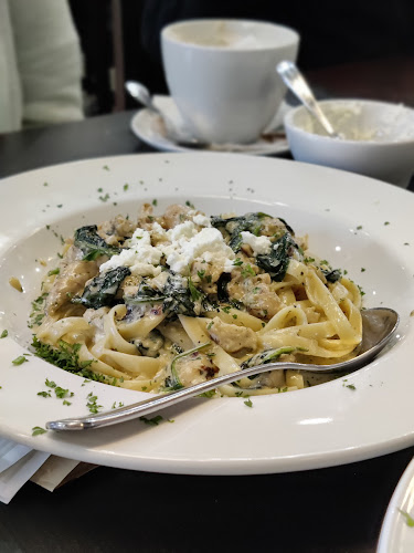 131 Queen St, Charlottetown, PE C1A 4B3