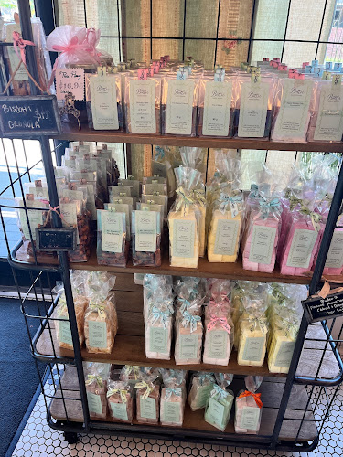 4907 MacKenzie St, Vancouver, BC V6N 1G8