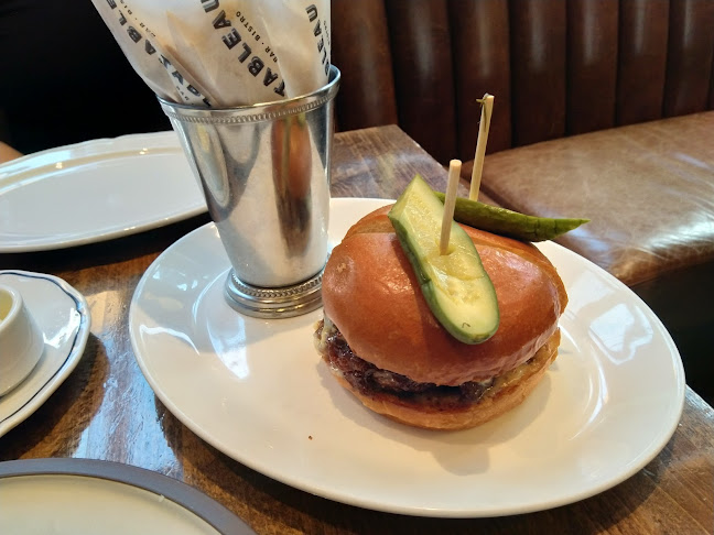 1181 Melville St, Vancouver, BC V6E 4P6