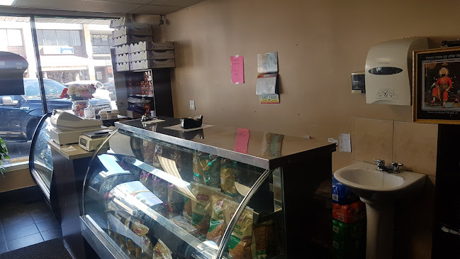 Royal India Restaurant & Catering