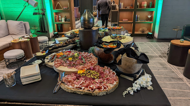 D/6 Bar & Lounge - Vancouver