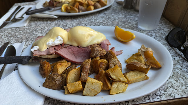 723 Pandora Ave, Victoria, BC V8W 1N8