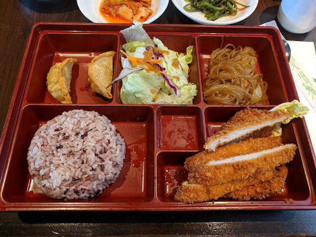 9625 Yonge St, Richmond Hill, ON L4C 1V6