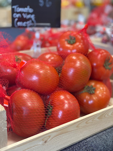 150 Crowfoot Crescent NW #109, Calgary, AB T3G 3T2