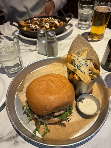 Comentarii opinii despre Beertown Public House Toronto