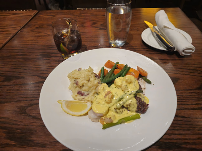 36 Horseshoe Crescent, Hamilton, ON L8B 0Y2