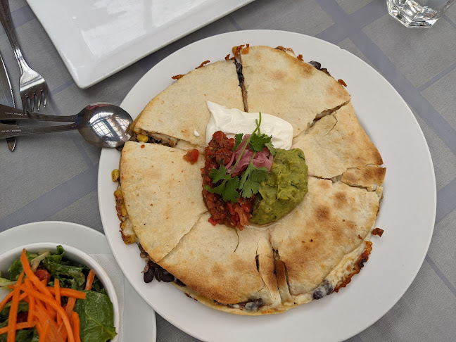 Opinii despre Atlas Cafe în Courtenay - Hospitality and gastronomy