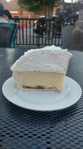 1701 Government St, Victoria, BC V8W 1Z4