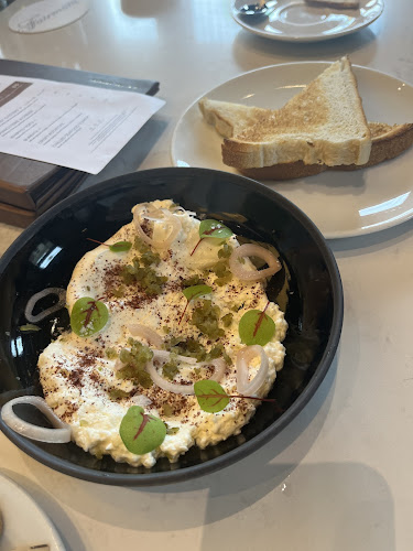 721 Government St, Victoria, BC V8W 3M6