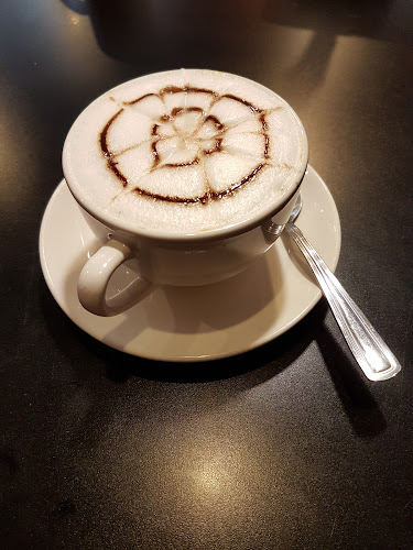 Comentarii opinii despre Omega Cafe