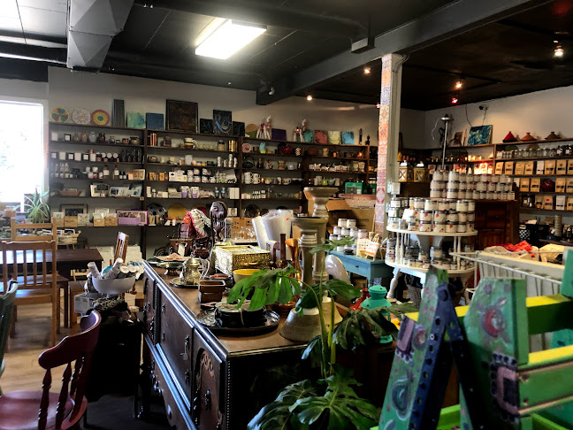 Opinii despre Sawa Market & Cafe în Calgary - Hospitality and gastronomy