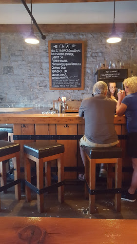 Comentarii opinii despre Red House