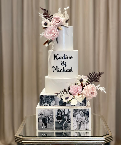 Lipstick Baker Custom Cakes - by appointment only