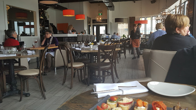 25 W Main St, Welland, ON L3C 1H8