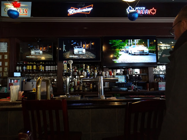 Howl At The Moon - Hospitality and gastronomy