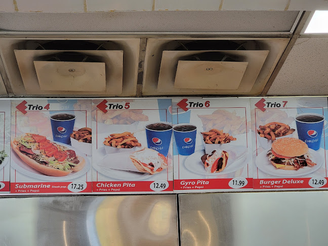 Opinii despre Poutinerie La Belle Province în Orléans - Hospitality and gastronomy