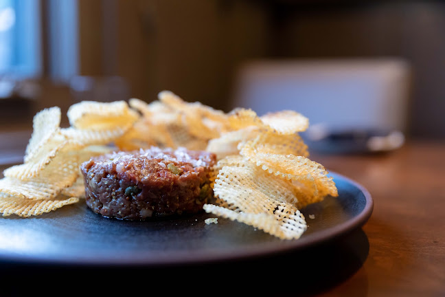 The Living Room Restaurant - Calgary