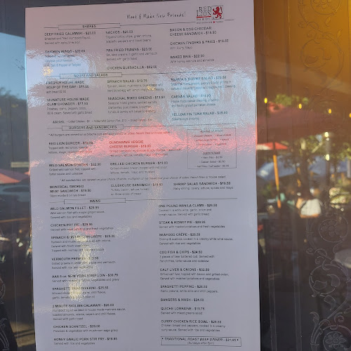 Opinii despre The Red Lion Bar & Grill în West Vancouver - Hospitality and gastronomy