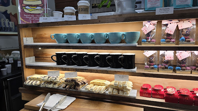 197 Kent St, Ottawa, ON K2P 2M4