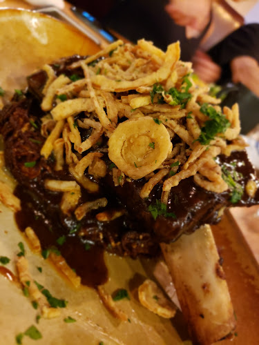 Briggs Kitchen + Bar - Hospitality and gastronomy