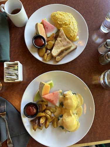 Westward Ho! Public House & Grill Room at University Golf Club - Hospitality and gastronomy