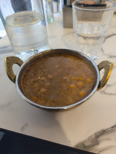 Opinii despre Kolachi Inn în Mississauga - Hospitality and gastronomy