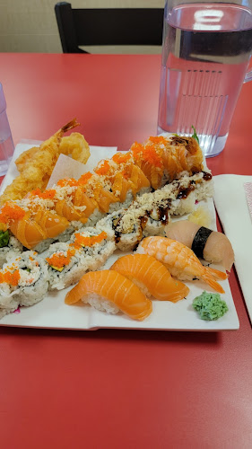 Comentarii opinii despre Sushi House