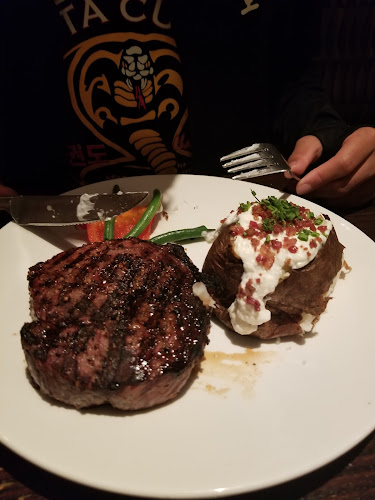 The Keg Steakhouse + Bar - Lethbridge - Hospitality and gastronomy