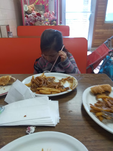 475 Selkirk Ave, Winnipeg, MB R2W 2M6