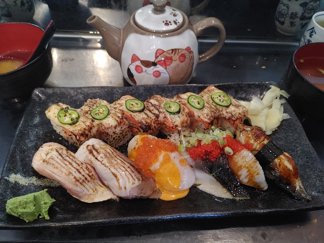 Sushi Lovers - Hospitality and gastronomy