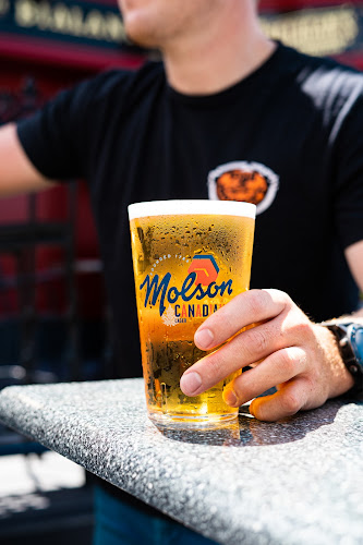 Opinii despre Doc Magilligan's Restaurant & Irish Pub în Niagara Falls - Hospitality and gastronomy