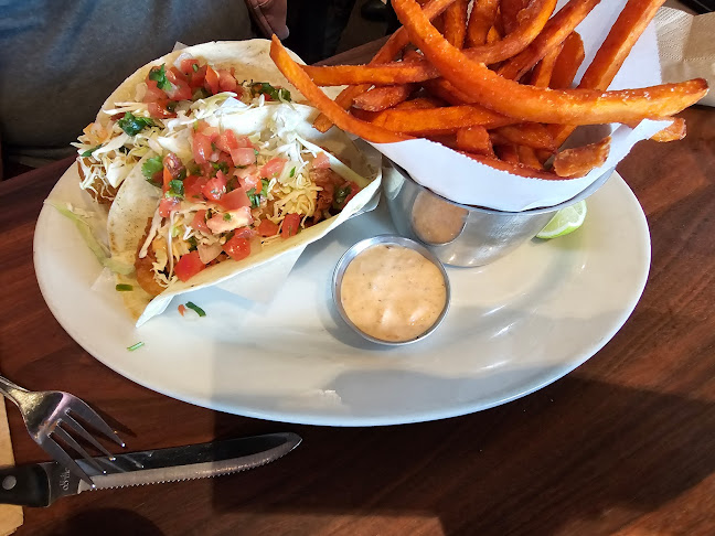 Browns Socialhouse Windermere - Edmonton