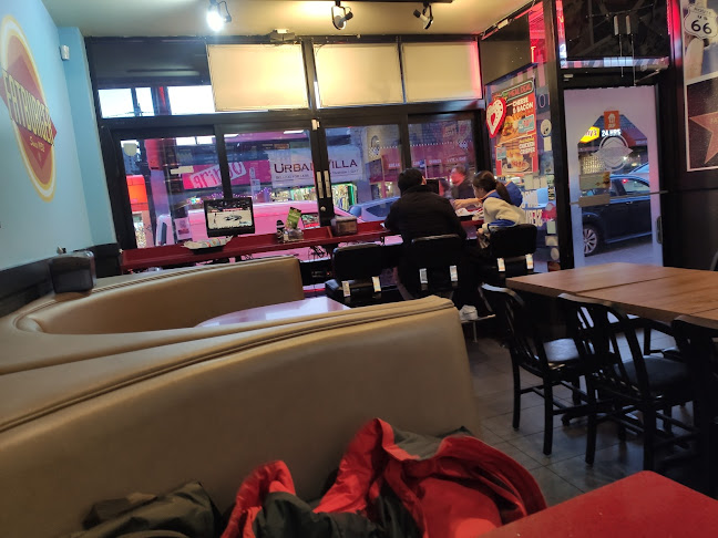 Comentarii opinii despre Fatburger Davie