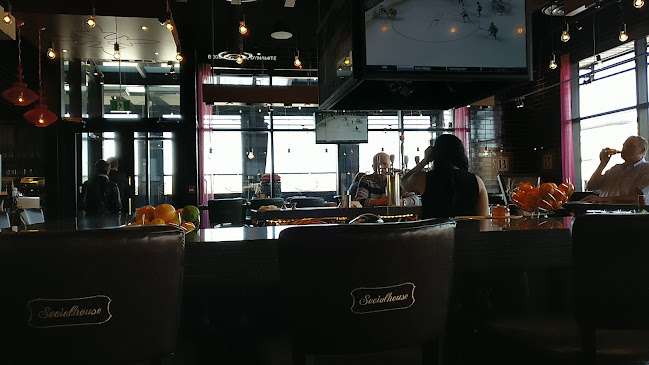 5210 Windermere Blvd, Edmonton, AB T6W 0L9